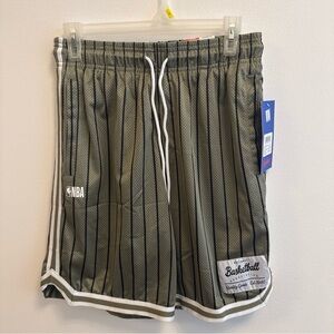 Brand New Men’s NBA Mesh Basketball Shorts Size Small Tags Attached!